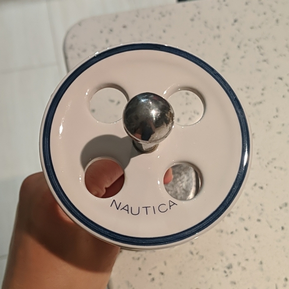 NAUTICA toothbrushes holder - Picture 4 of 6